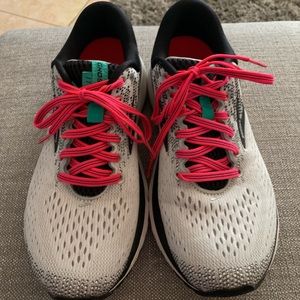 Brooks Ghost running shoe